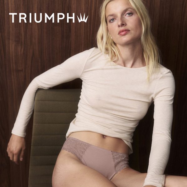 Modelka w bieliźnie z Triumph